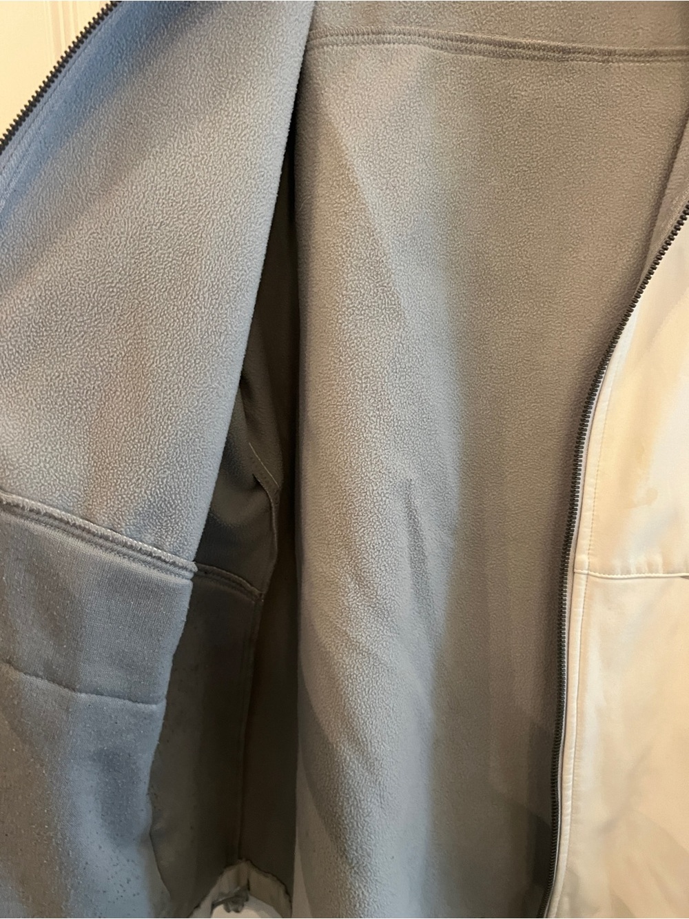 New Balance Light Gray Hooded Performance Jacket - Picture 7 of 8